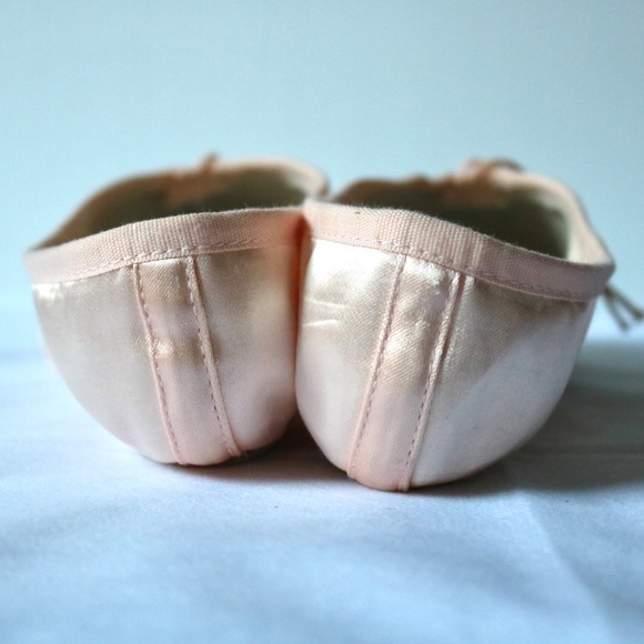 Like-New Bloch Ballet Pointe Shoes 'Aspiration' Size 4.5 Pink Wide Box Fit 'E' - Picture 2 of 15
